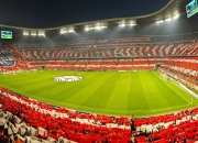 开云体育下载-羽球场上演亚洲风暴，李梓嘉领衔日本队鏖战法国，以坚韧与智慧书写胜利传奇