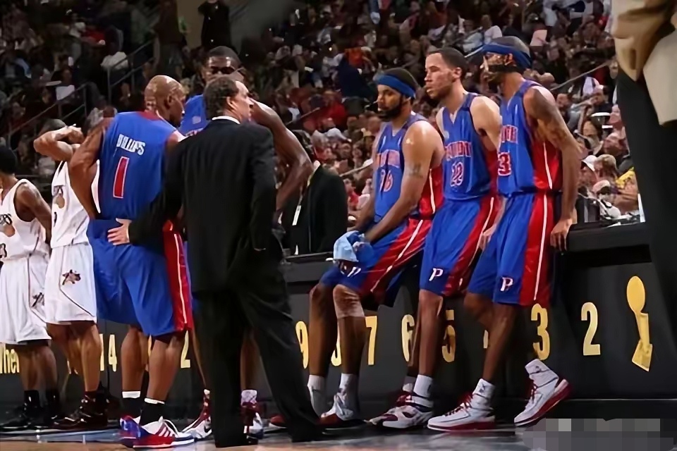 中国男篮绝地反击希腊男篮,汉密尔顿一己之力扛起全队的简单介绍 中国男篮绝地反击希腊男篮,汉密尔顿一己之力扛起全队的简单介绍