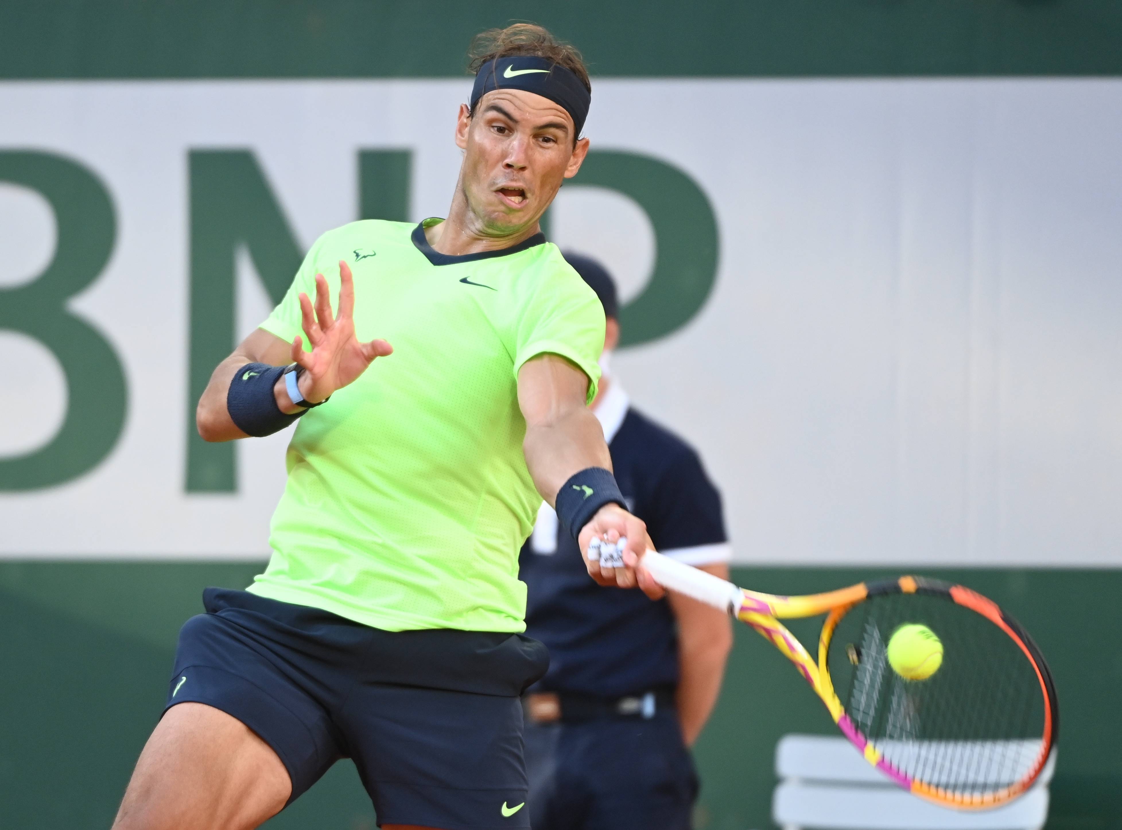 英国网球队血洗意大利网球队,纳达尔高光表现的简单介绍 英国网球队血洗意大利网球队,纳达尔高光表现的简单介绍