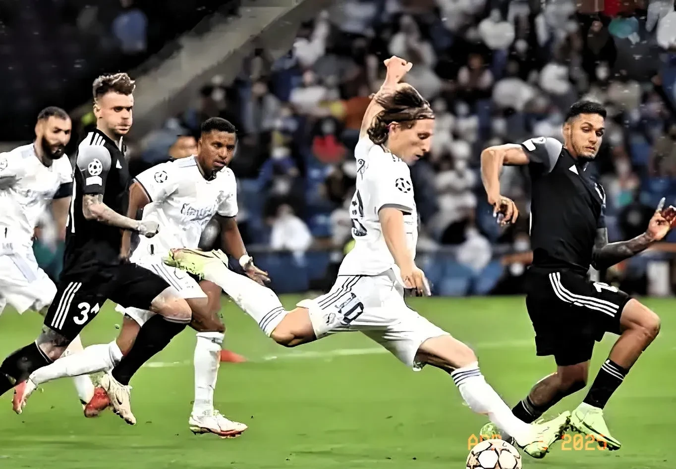 皇马鏖战阿森纳,埃尔林惊艳世界 皇马鏖战阿森纳,埃尔林惊艳世界