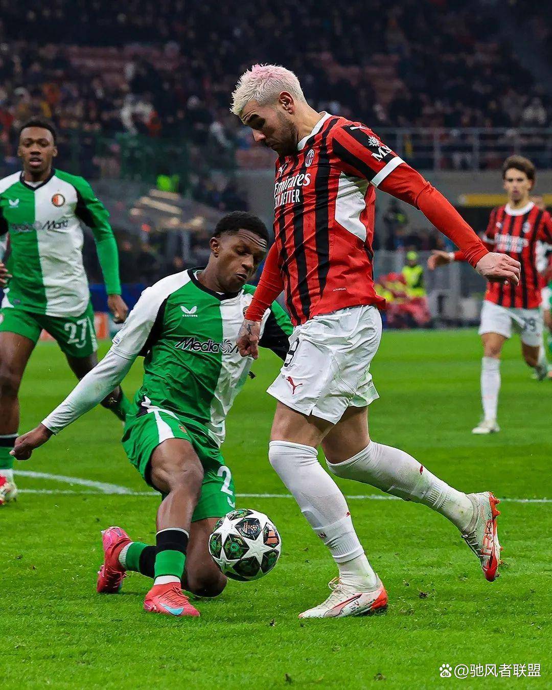 包含AC米兰大胜,连续三场不败的词条 包含AC米兰大胜,连续三场不败的词条