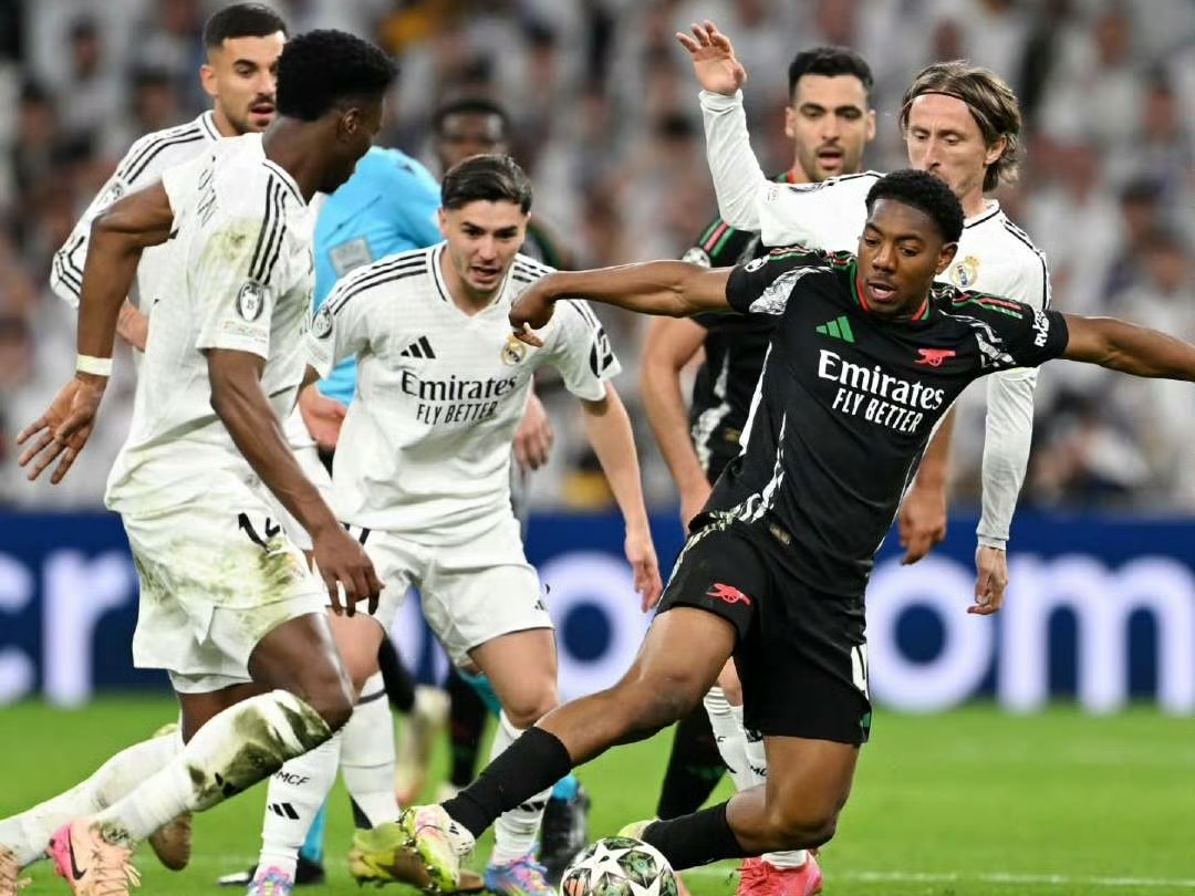 关于欧预赛紧张角逐继续,观众热情高涨的信息 关于欧预赛紧张角逐继续,观众热情高涨的信息