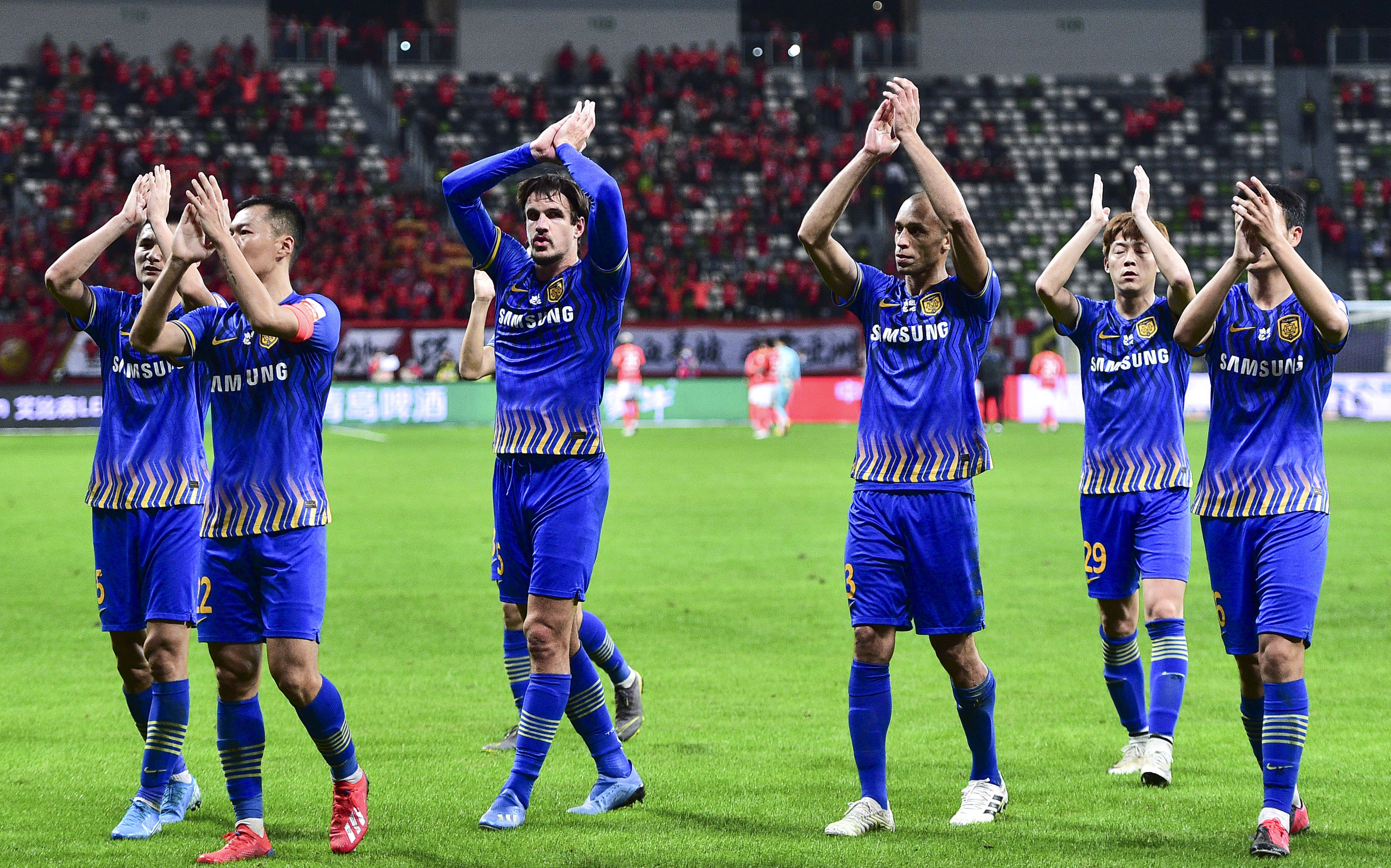 江苏苏宁战平广州恒大,双方硬仗互有胜负的简单介绍 江苏苏宁战平广州恒大,双方硬仗互有胜负的简单介绍