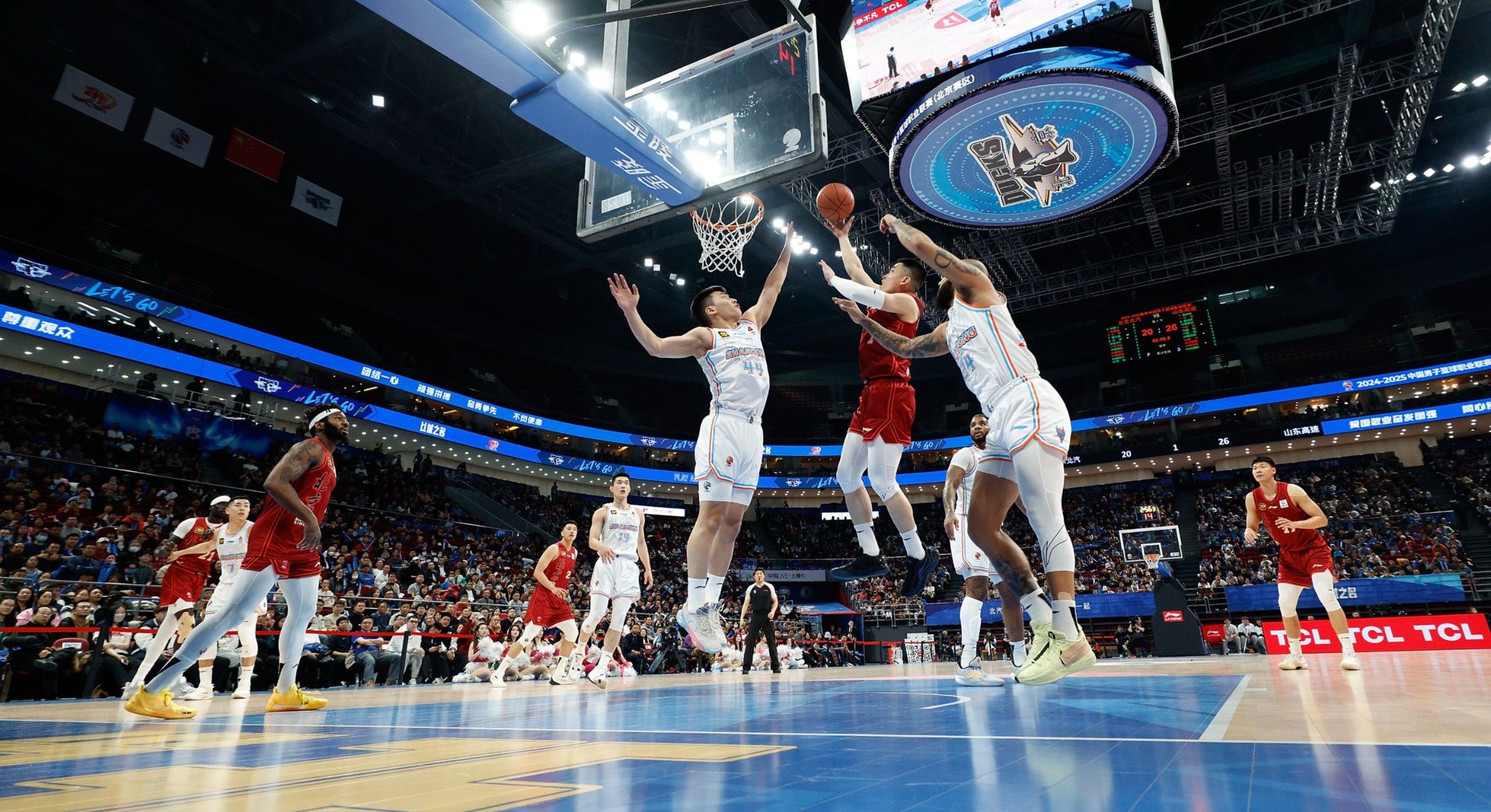 挑战极限!比赛场面火爆,激发球队斗志的简单介绍 挑战极限!比赛场面火爆,激发球队斗志的简单介绍