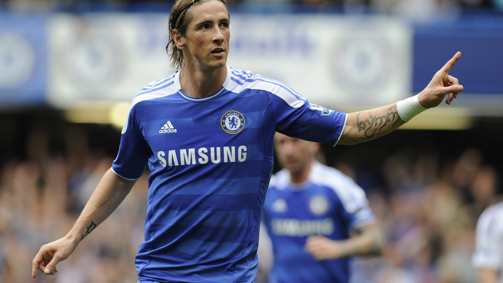 乔治冠军级表现闪耀,湖人连续得分压制奇才展现实力碾压